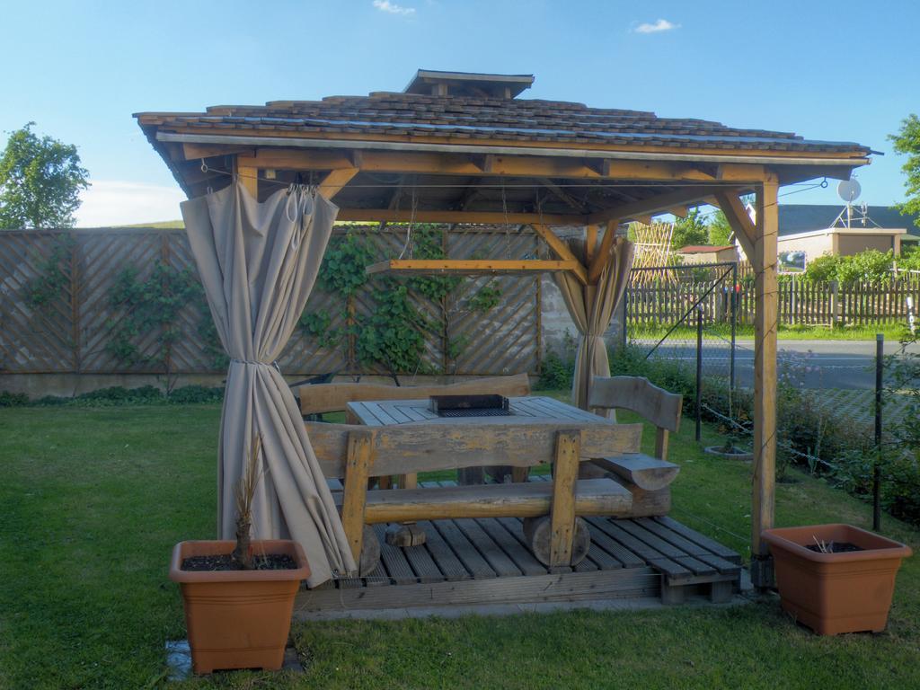 Am Lindenbaum Bed and Breakfast Sebnitz Εξωτερικό φωτογραφία